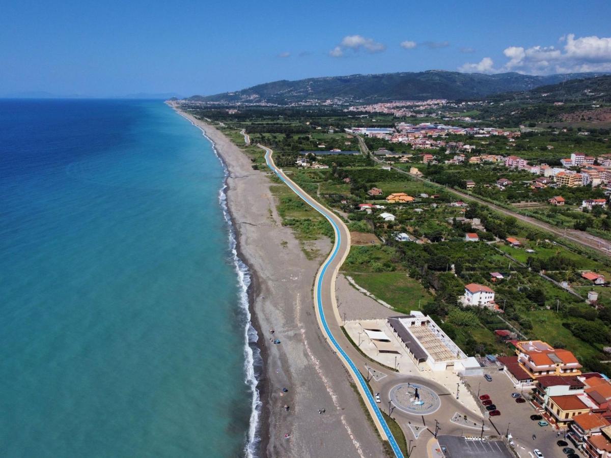 la casetta di Sophia Torrenova  Esterno foto